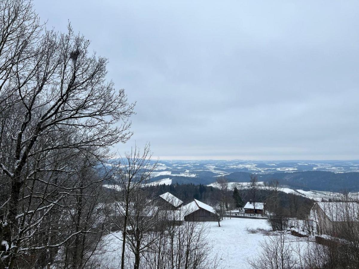 Ferienwohnungen Bayerischer Wald Mit Pool Freyung Exterior foto